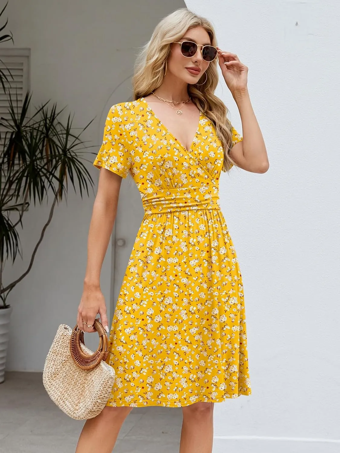 Naggoo Womens Summer Dresses for Women 2025 Spring Floral Short Sundress Short Sleeve Wrap V Neck Casual Dress with Pockets